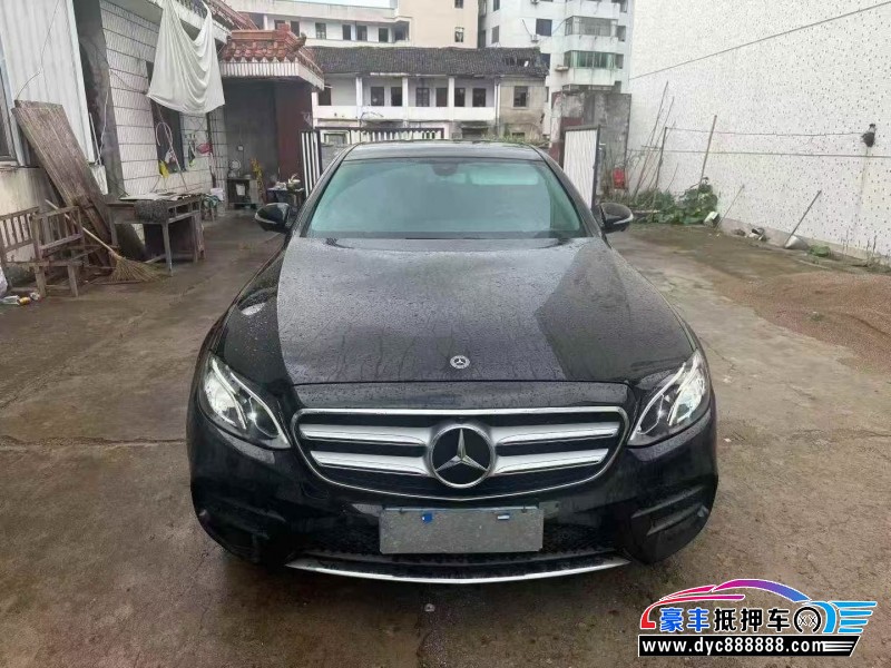 20年奔驰E轿车抵押车出售