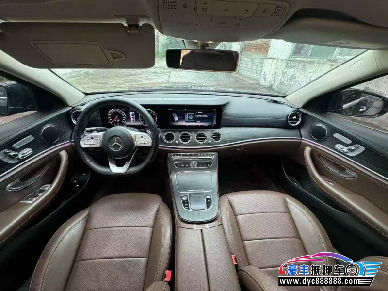 20年奔驰E轿车抵押车出售