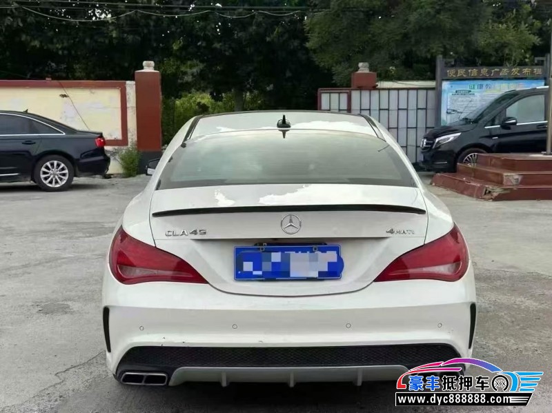 16年奔驰CLA轿车抵押车出售