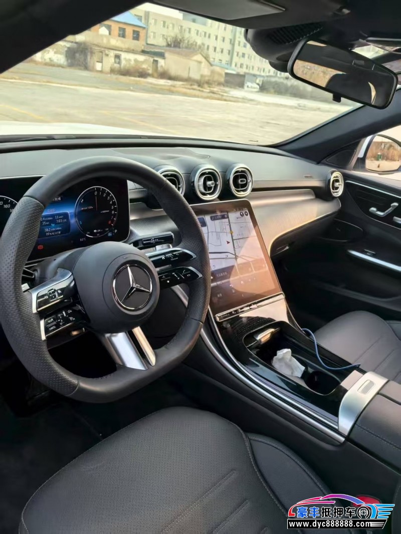 24年奔驰C轿车抵押车出售