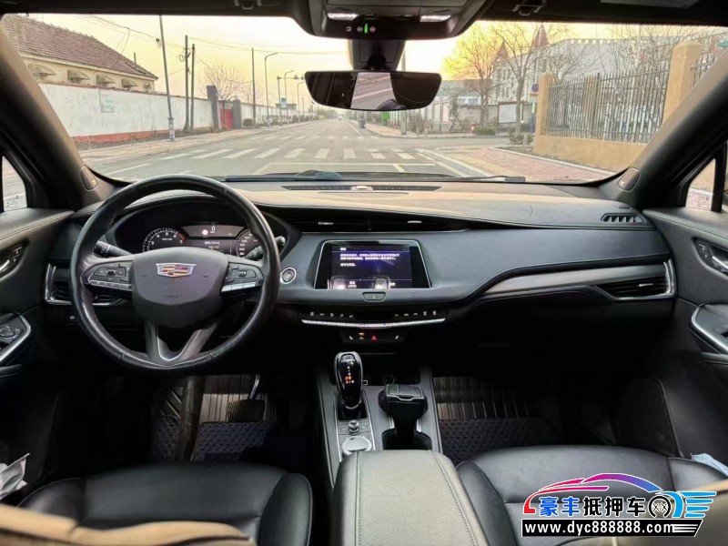 20年凯迪拉克XT4轿车抵押车出售