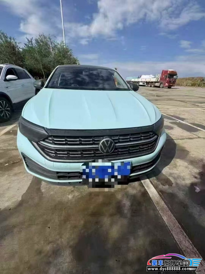 25年大众速腾轿车抵押车出售