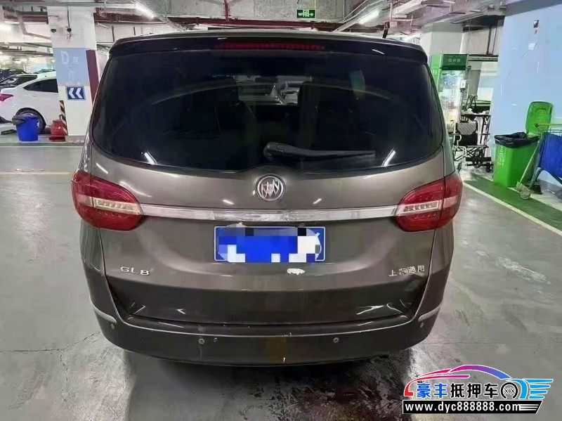 16年别克GL8轿车抵押车出售