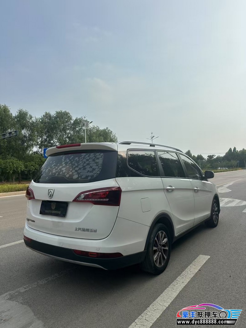 19年宝骏730轿车抵押车出售