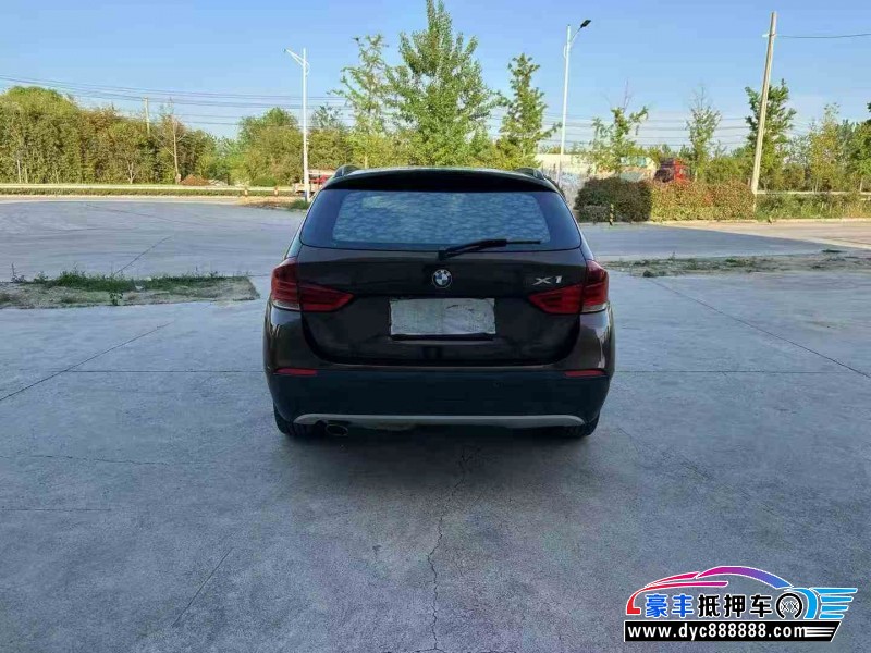 12年宝马X1轿车抵押车出售