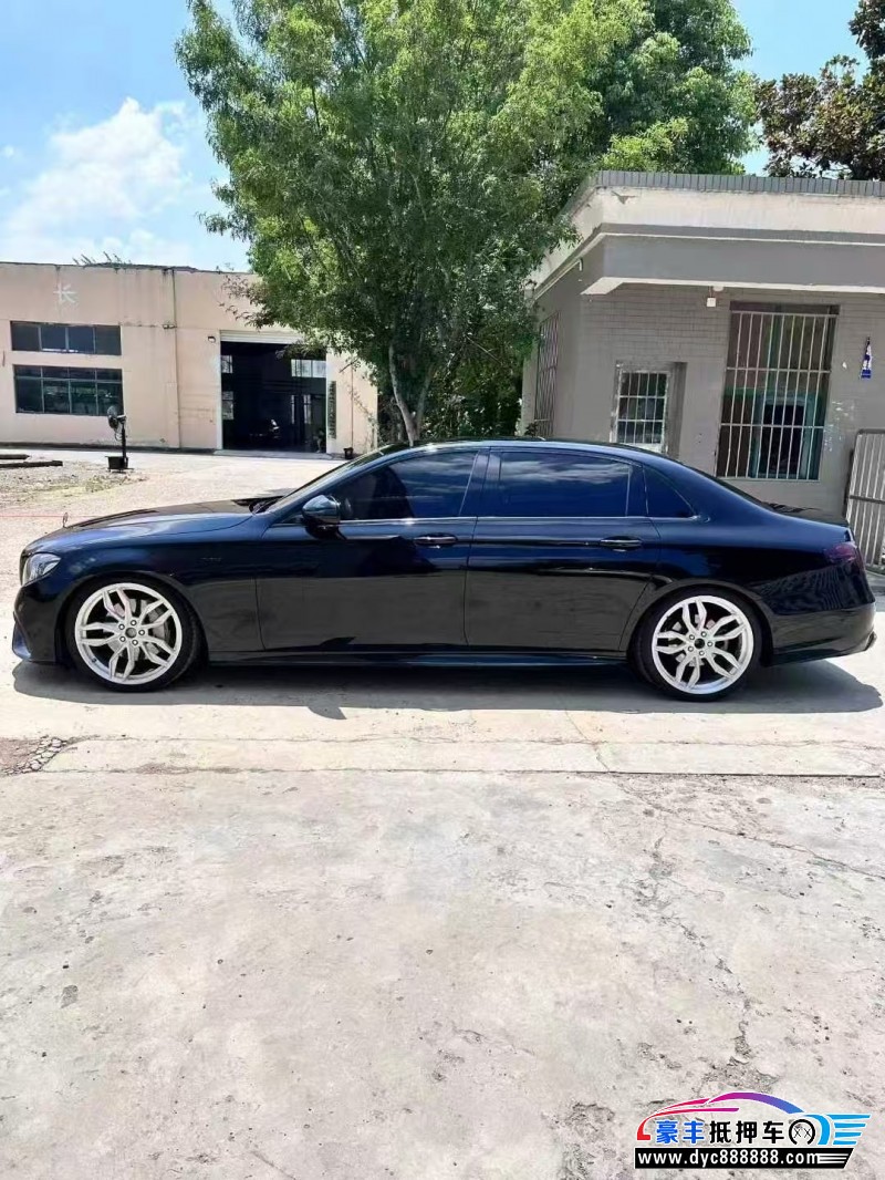 18年奔驰E轿车抵押车出售