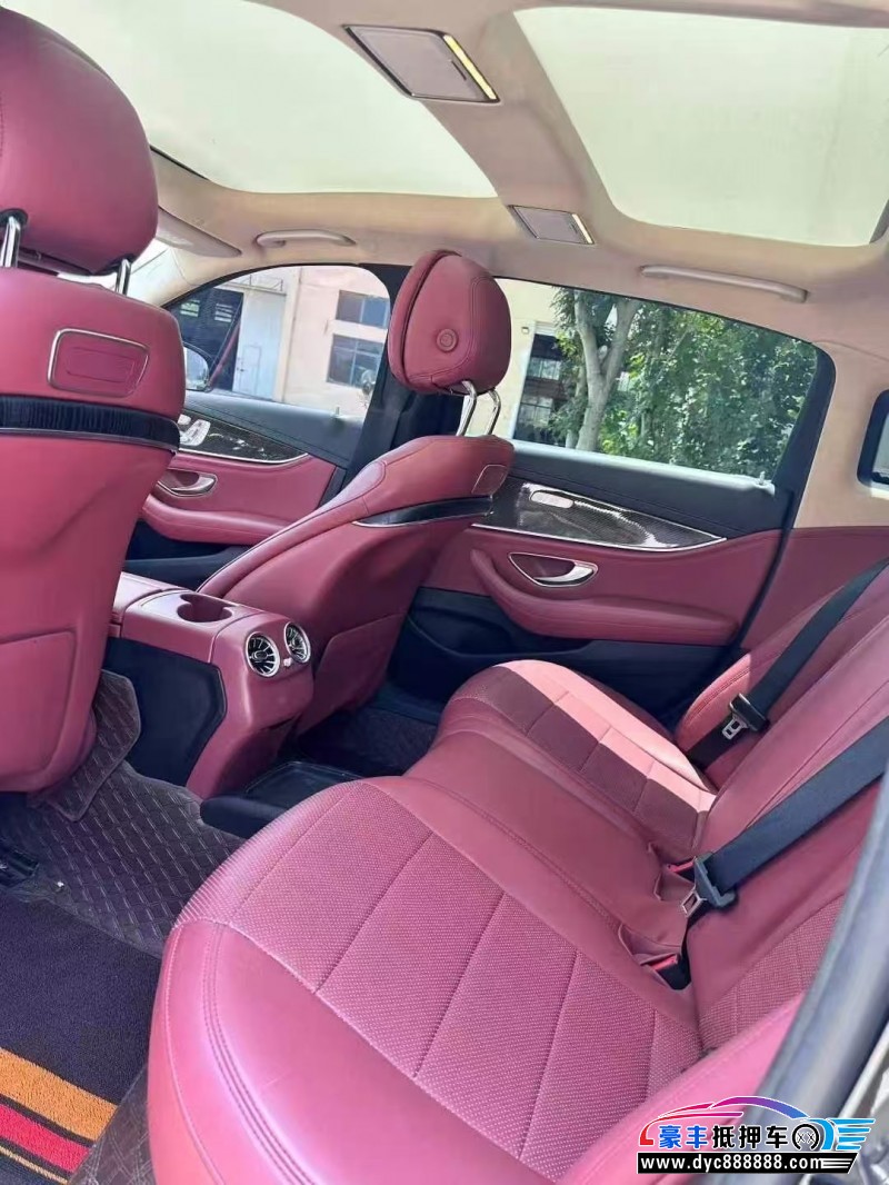 18年奔驰E轿车抵押车出售