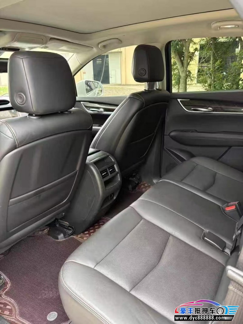 18年凯迪拉克XT5轿车抵押车出售