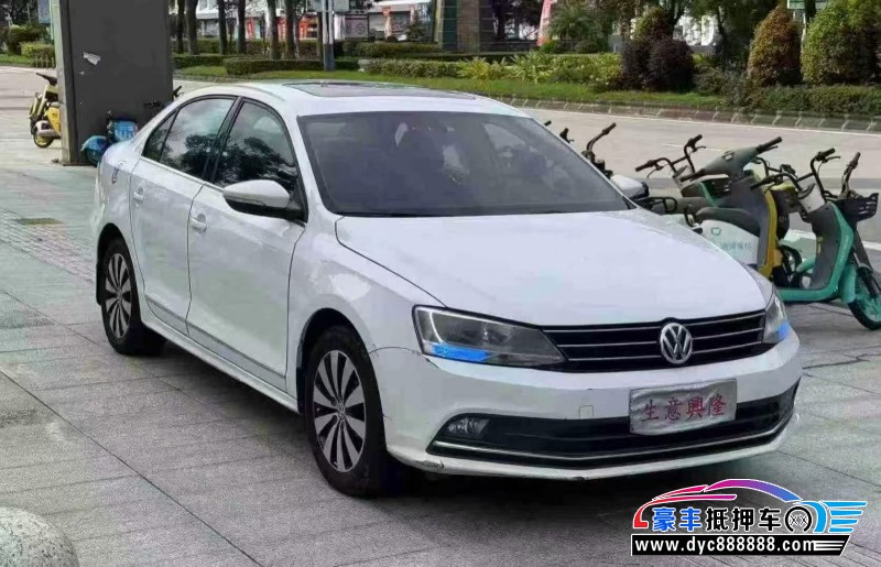 19年大众速腾轿车抵押车出售