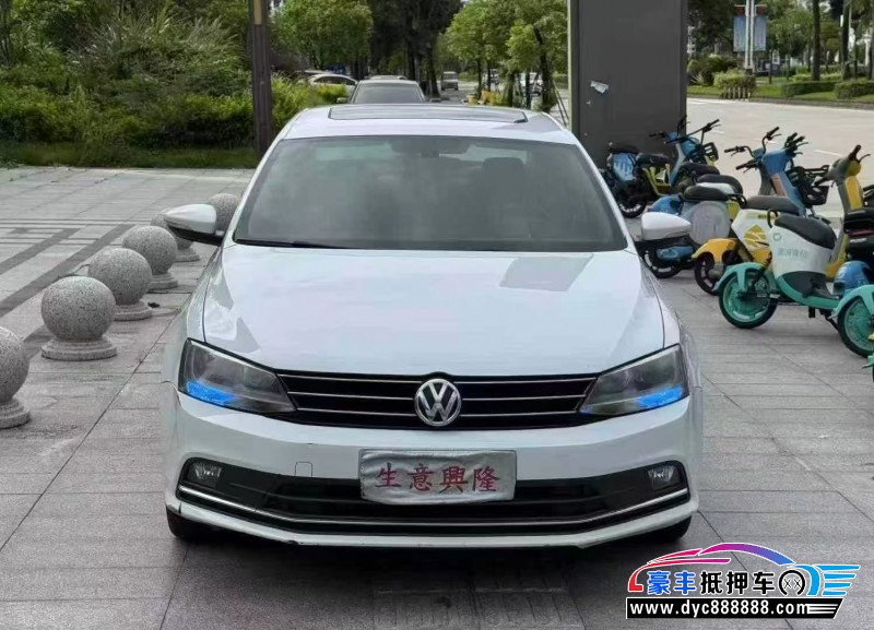 19年大众速腾轿车抵押车出售