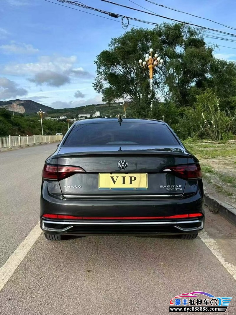 22年大众速腾轿车抵押车出售