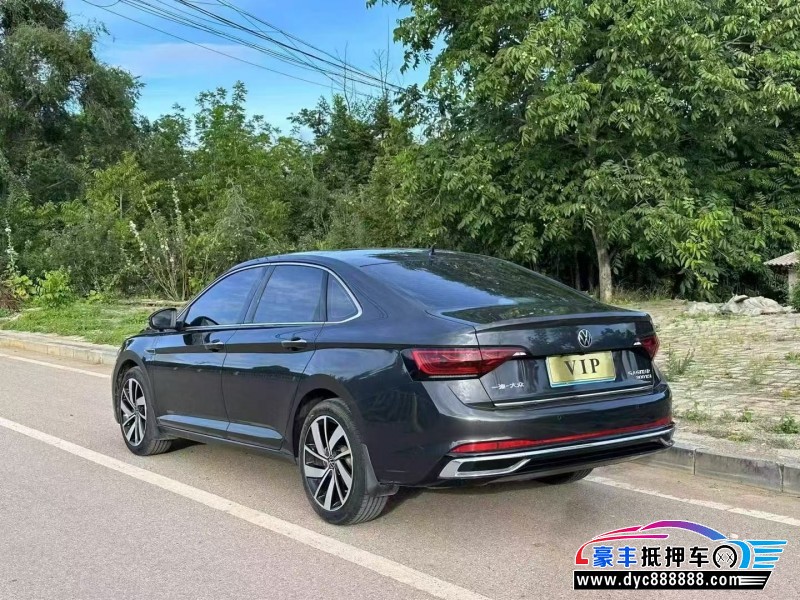 22年大众速腾轿车抵押车出售