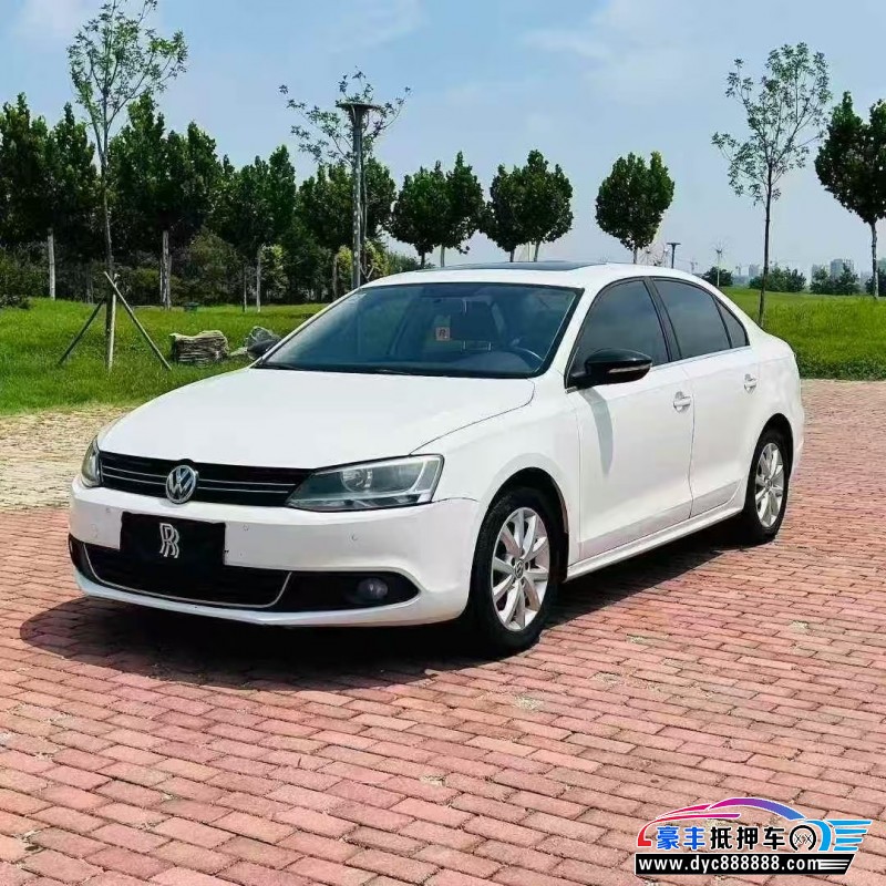 13年大众速腾轿车抵押车出售