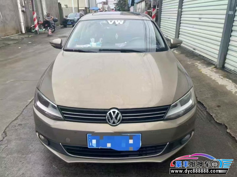 15年大众速腾轿车抵押车出售