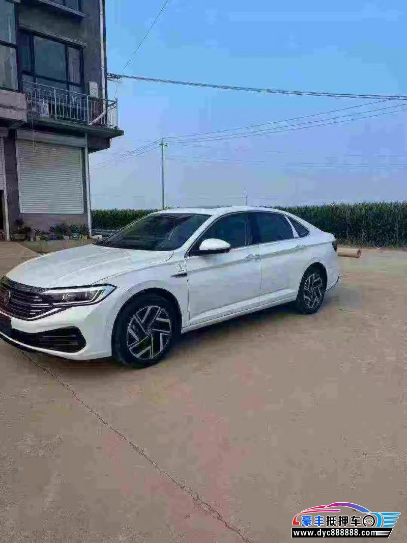 25年大众速腾轿车抵押车出售