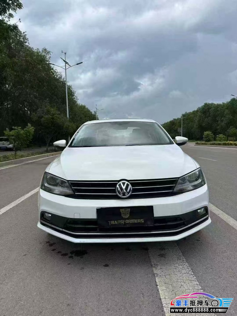 19年大众速腾轿车抵押车出售