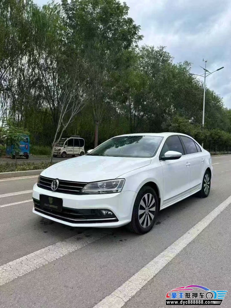 19年大众速腾轿车抵押车出售