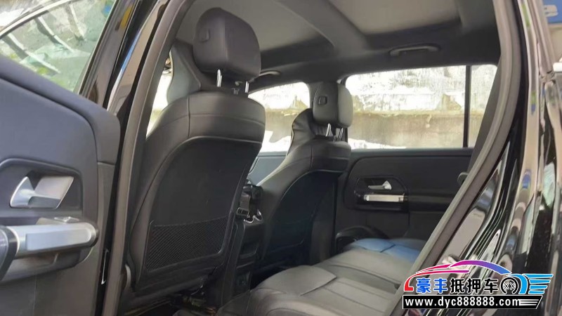 21年奔驰GLB轿车抵押车出售