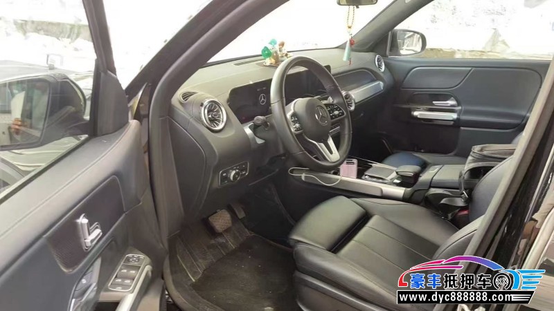 21年奔驰GLB轿车抵押车出售