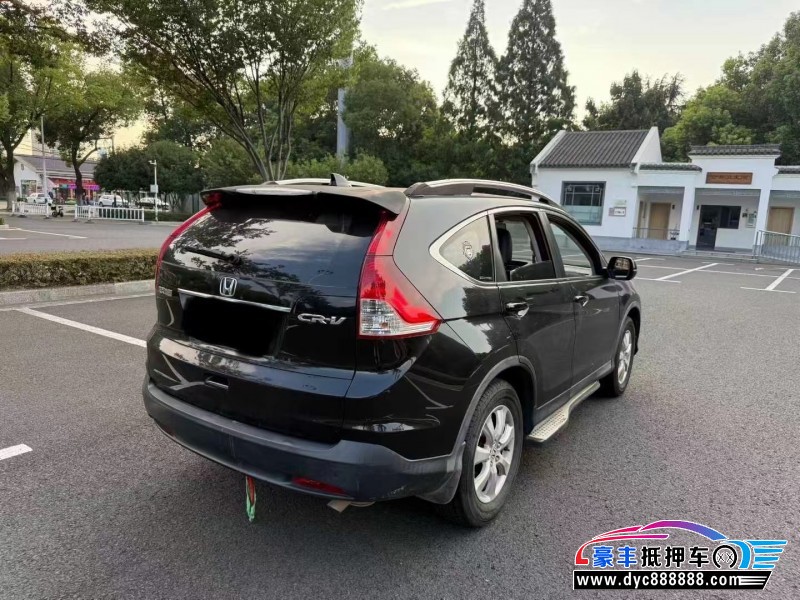 15年本田CR-V轿车抵押车出售