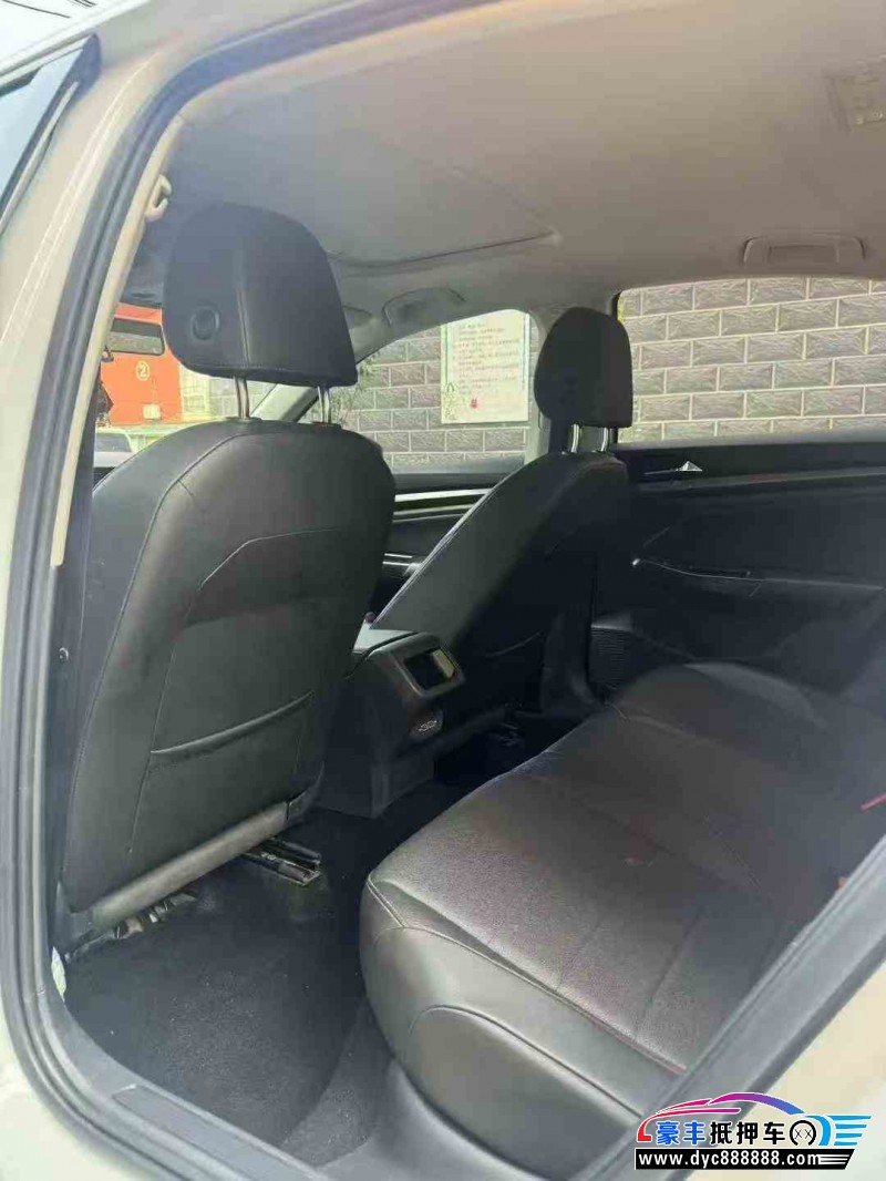 19年大众宝来轿车抵押车出售