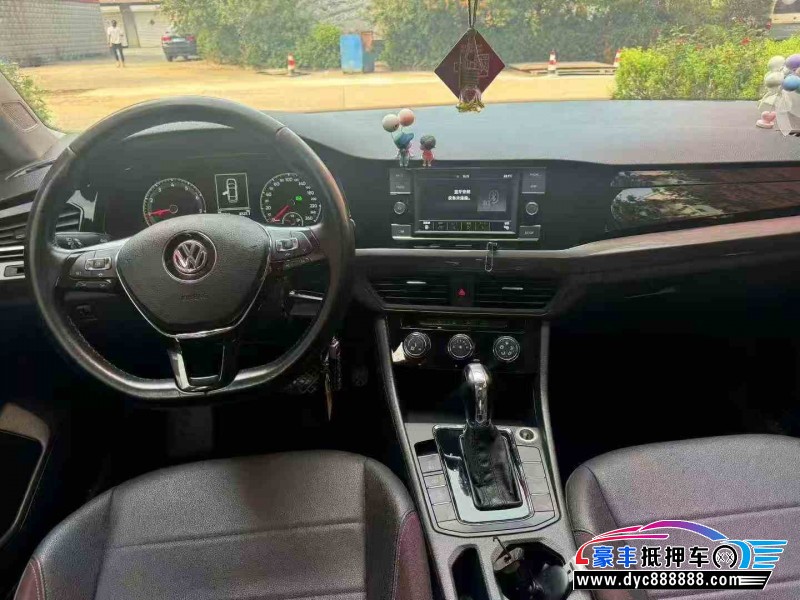 19年大众宝来轿车抵押车出售