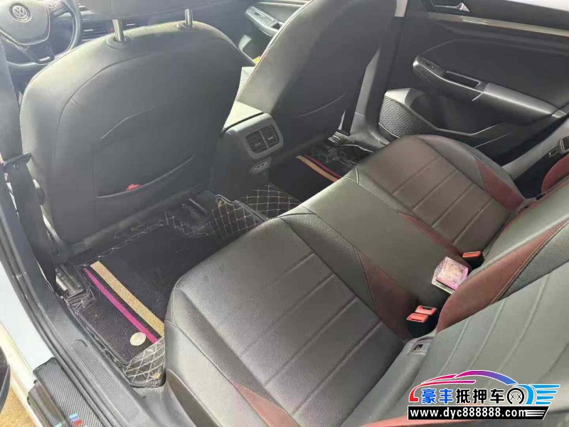 19年大众宝来轿车抵押车出售