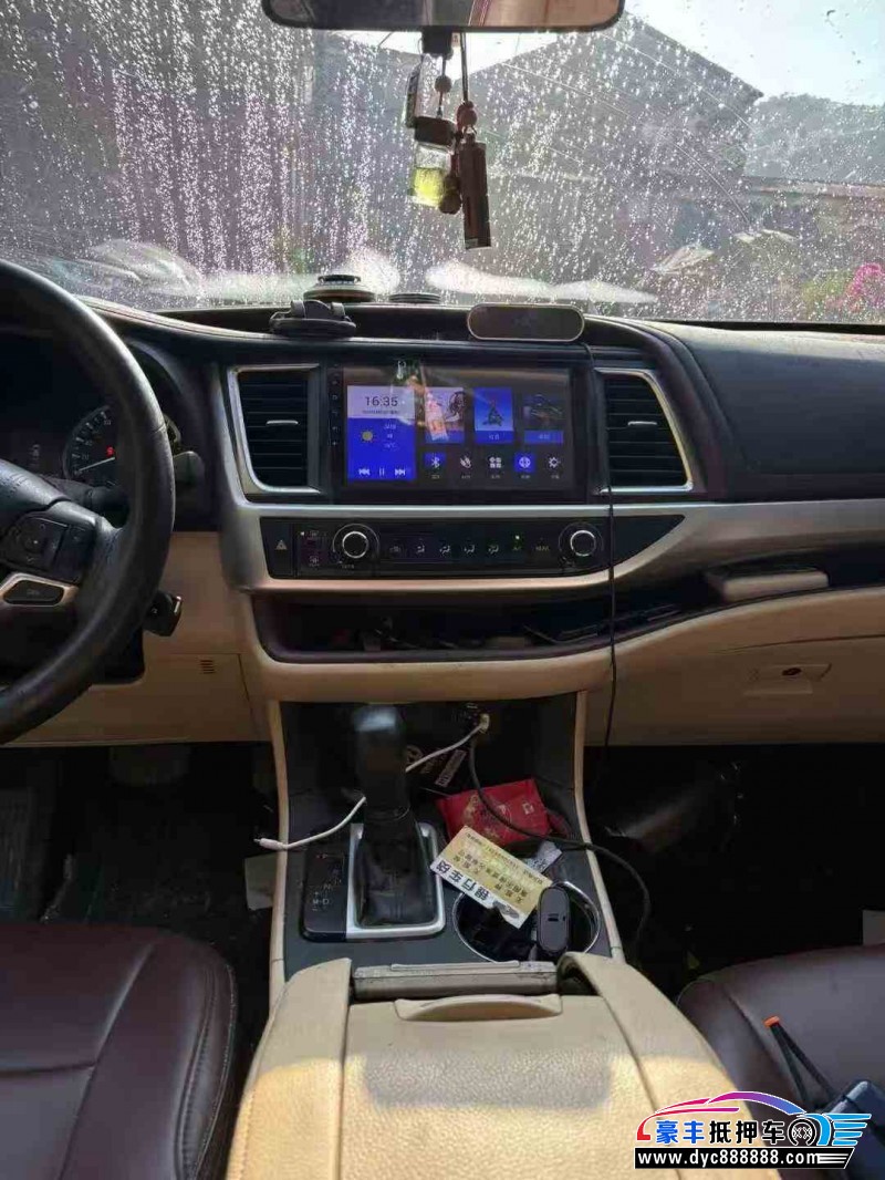 17年丰田汉兰达轿车抵押车出售