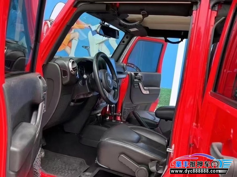 15年Jeep牧马人轿车抵押车出售