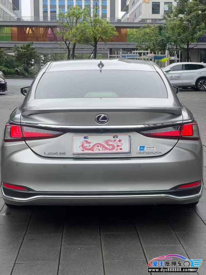 20年雷克萨斯ES轿车抵押车出售