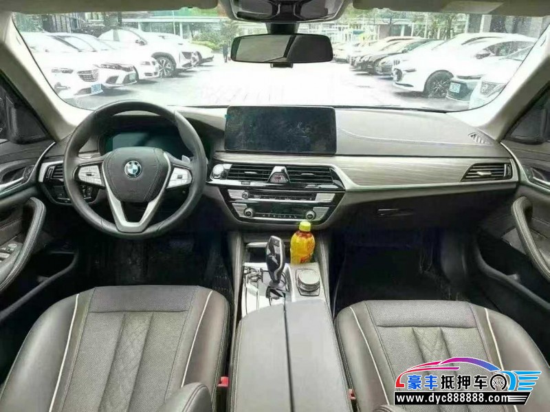 24年宝马5系轿车抵押车出售