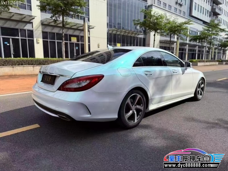 17年奔驰CLS轿车抵押车出售