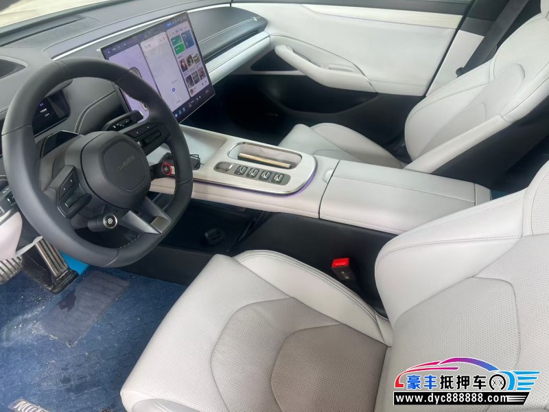 24年小米SU7轿车抵押车出售