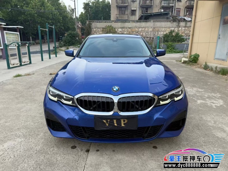 20年宝马3系轿车抵押车出售