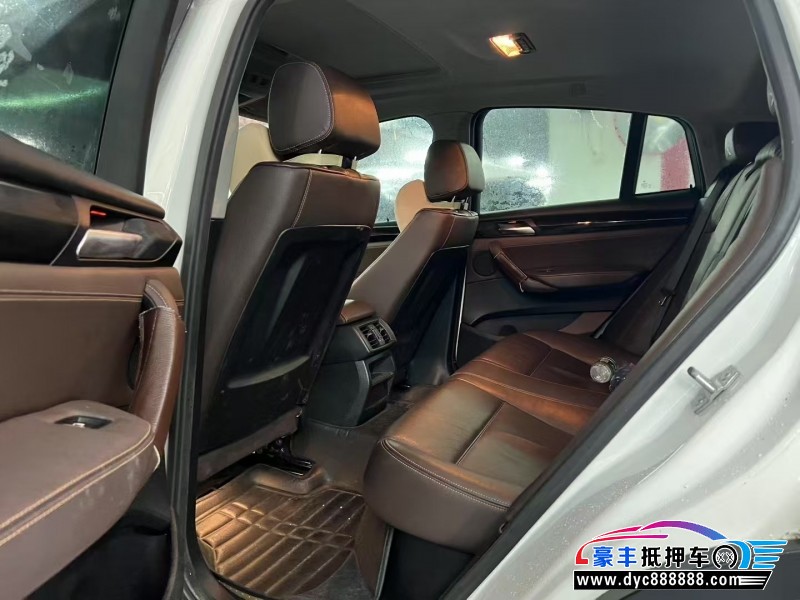 16年宝马X4轿车抵押车出售