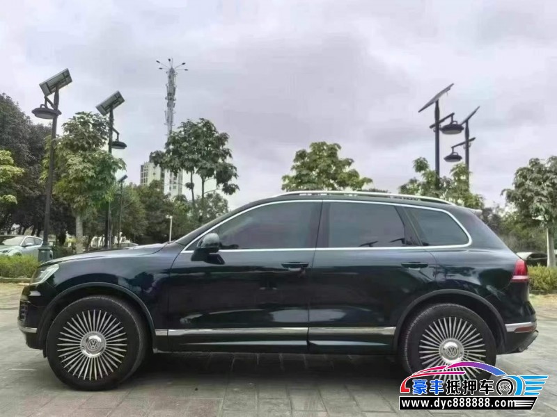 19年大众途锐SUV抵押车出售