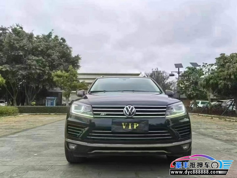 19年大众途锐SUV抵押车出售