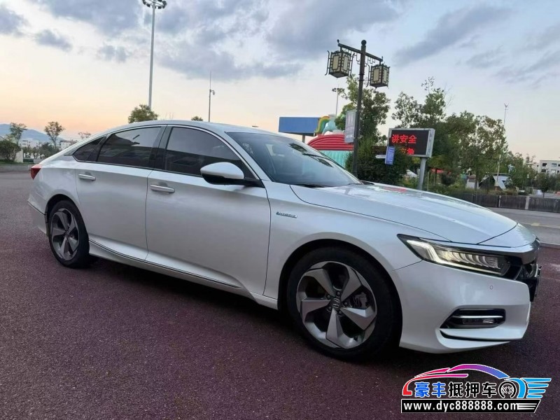 20年本田雅阁轿车抵押车出售