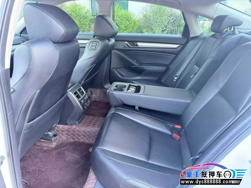 20年本田雅阁轿车抵押车出售