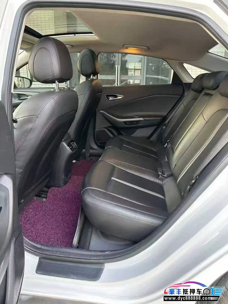 20年现代菲斯塔轿车抵押车出售