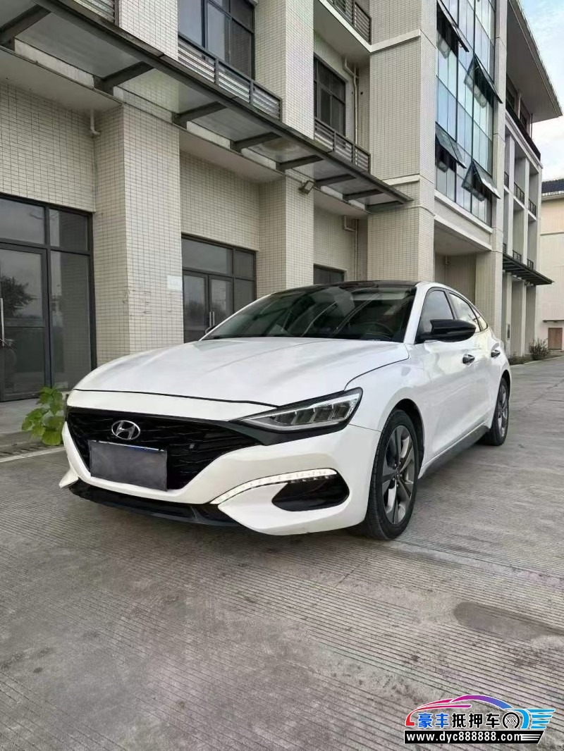 20年现代菲斯塔轿车抵押车出售