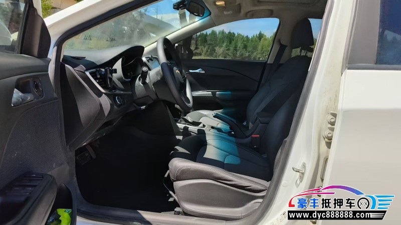 18年雪佛兰科沃兹轿车抵押车出售