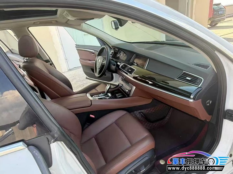 17年宝马5系轿车抵押车出售