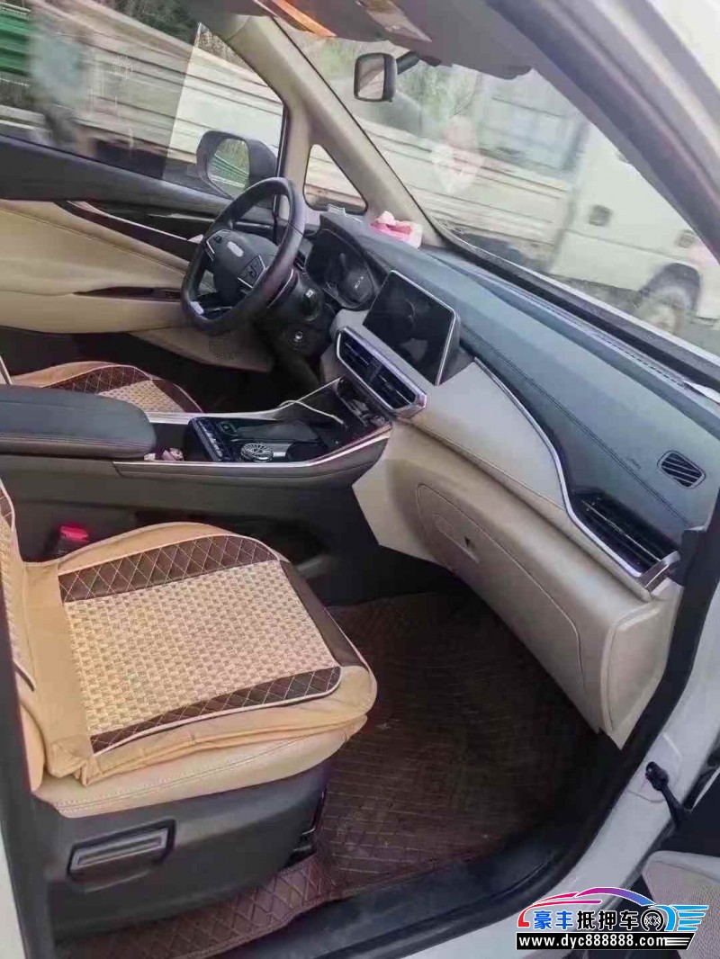 24年上汽大通G50轿车抵押车出售