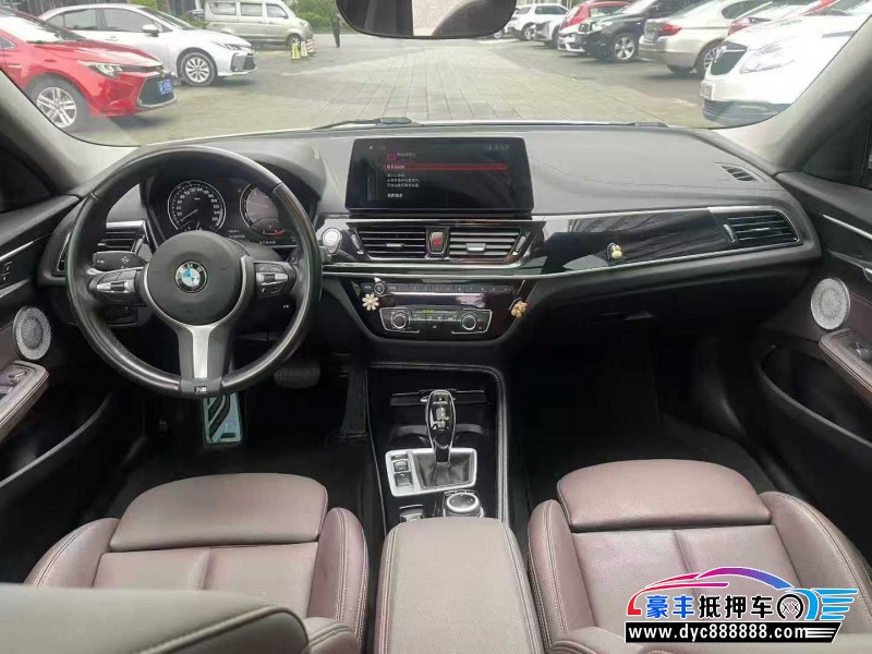 22年宝马1系轿车抵押车出售