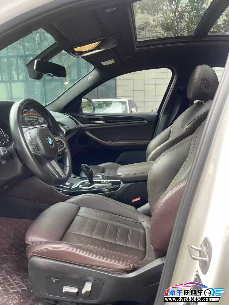 19年宝马X4轿车抵押车出售