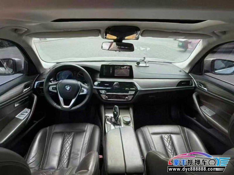 18年宝马5系轿车抵押车出售