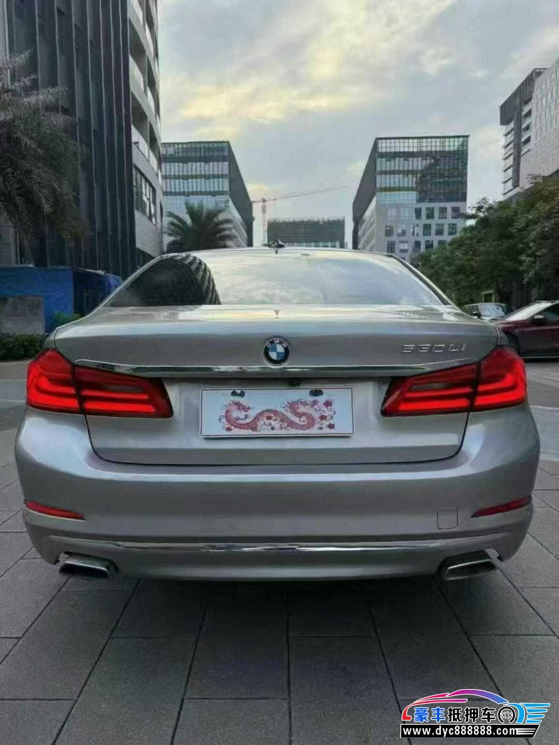 18年宝马5系轿车抵押车出售