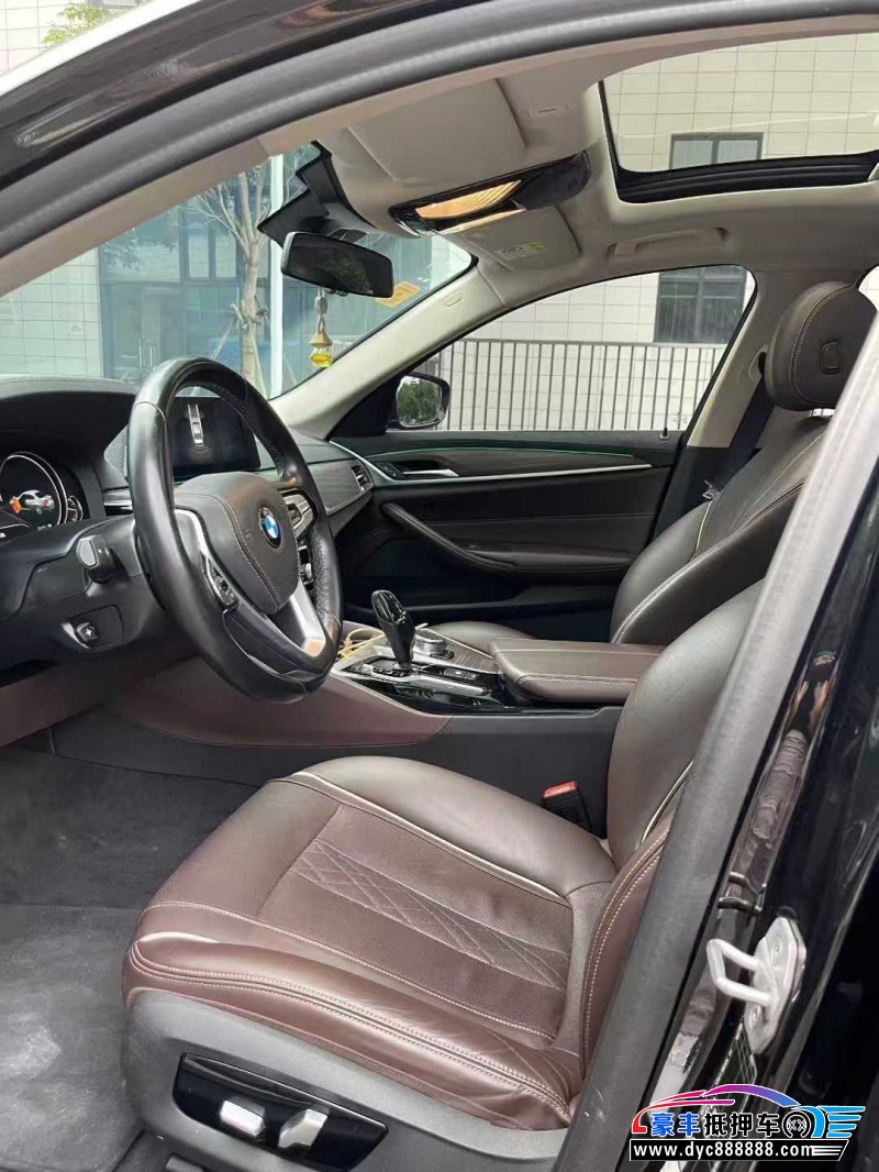 18年宝马5系轿车抵押车出售