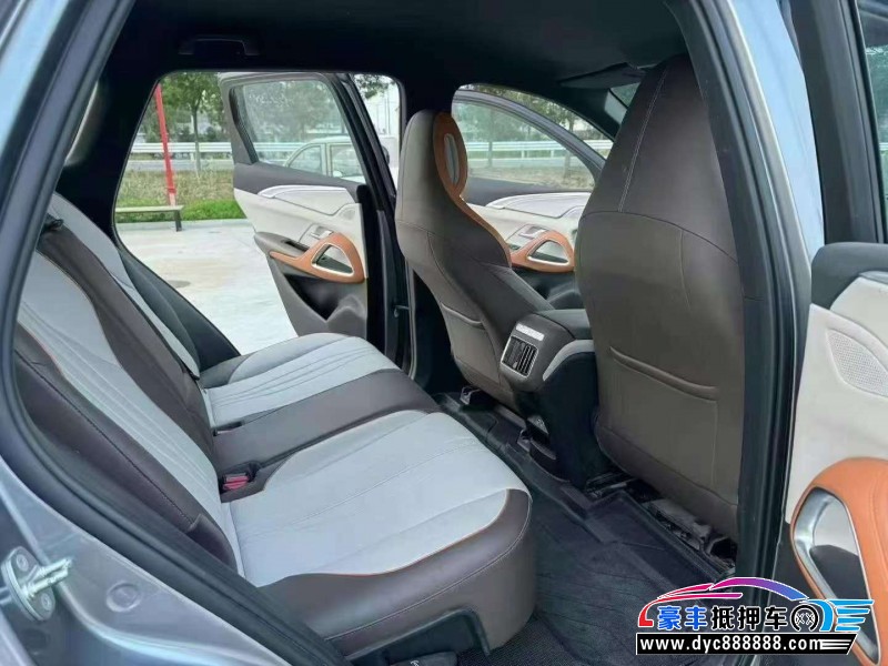 22年比亚迪宋轿车抵押车出售